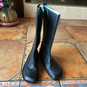 Clark leather boots, black NWT. Sz38 camper Ecco